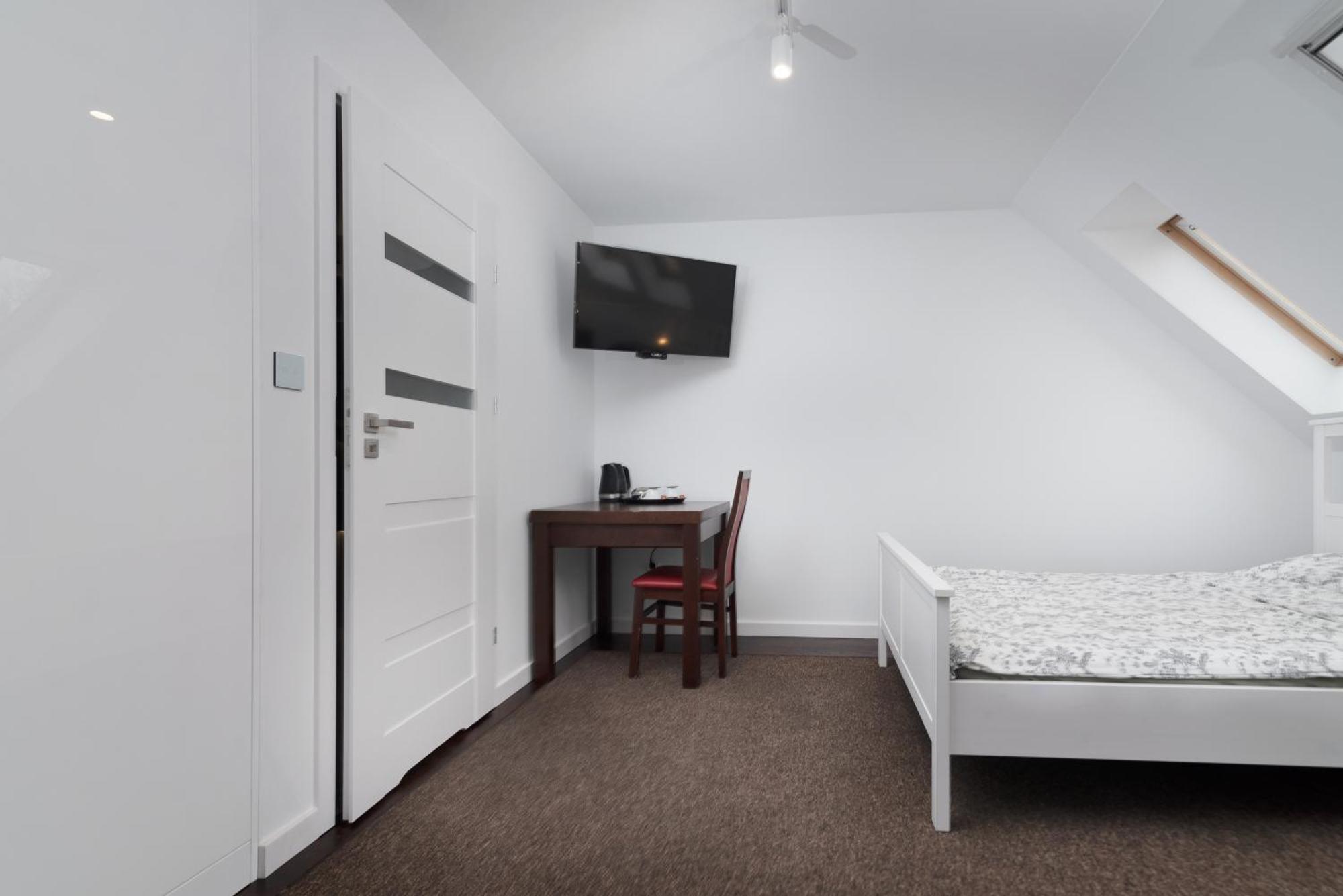 Hubertus Hotel Wola Rzedzinska ภายนอก รูปภาพ